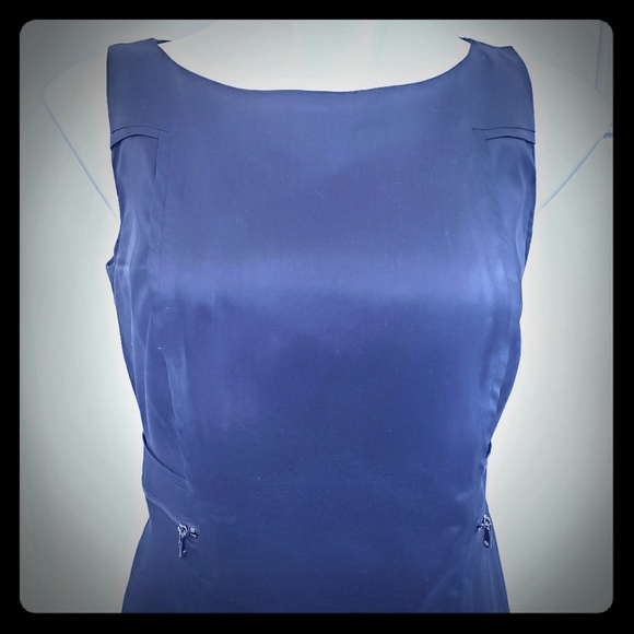 Ann Taylor LBD w/zip pockets, 8 Petite - Picture 2 of 16